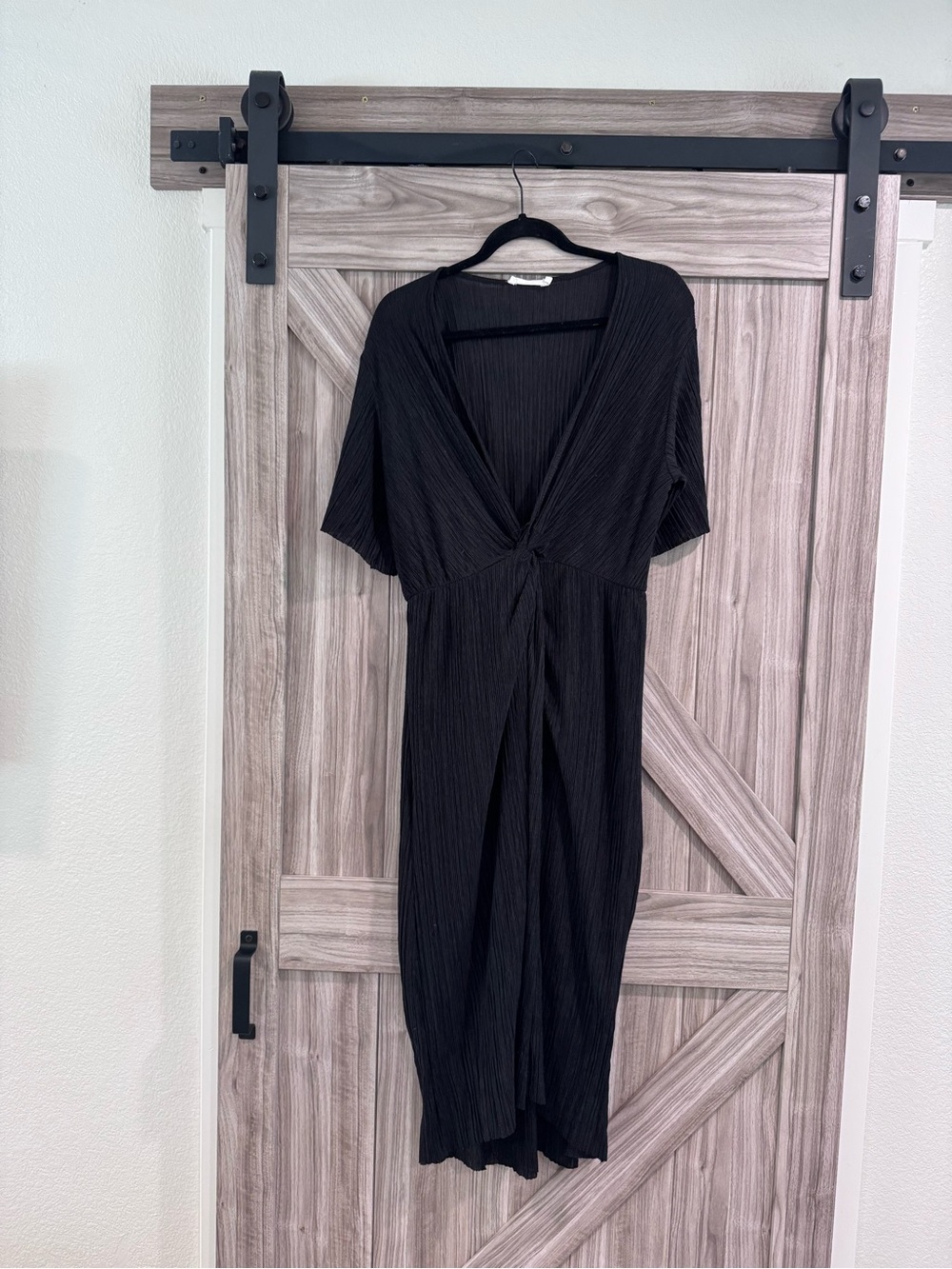 Women’s Black Twist-Front Midi Dress
